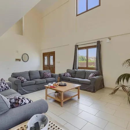 Angela Coral By Вилла