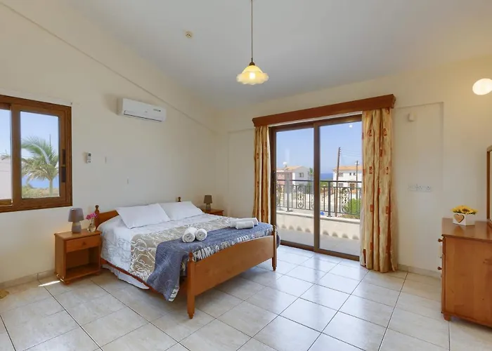 فيلة Angela Coral By *