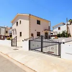 Villa Angela Coral By