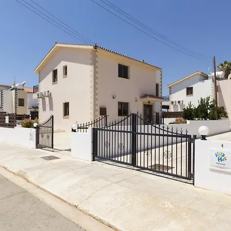 Villa Angela Coral By