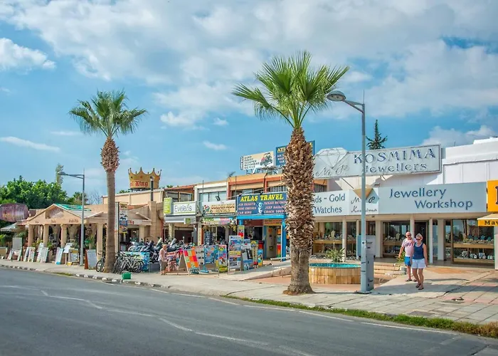 Angela Coral By * Pégeia